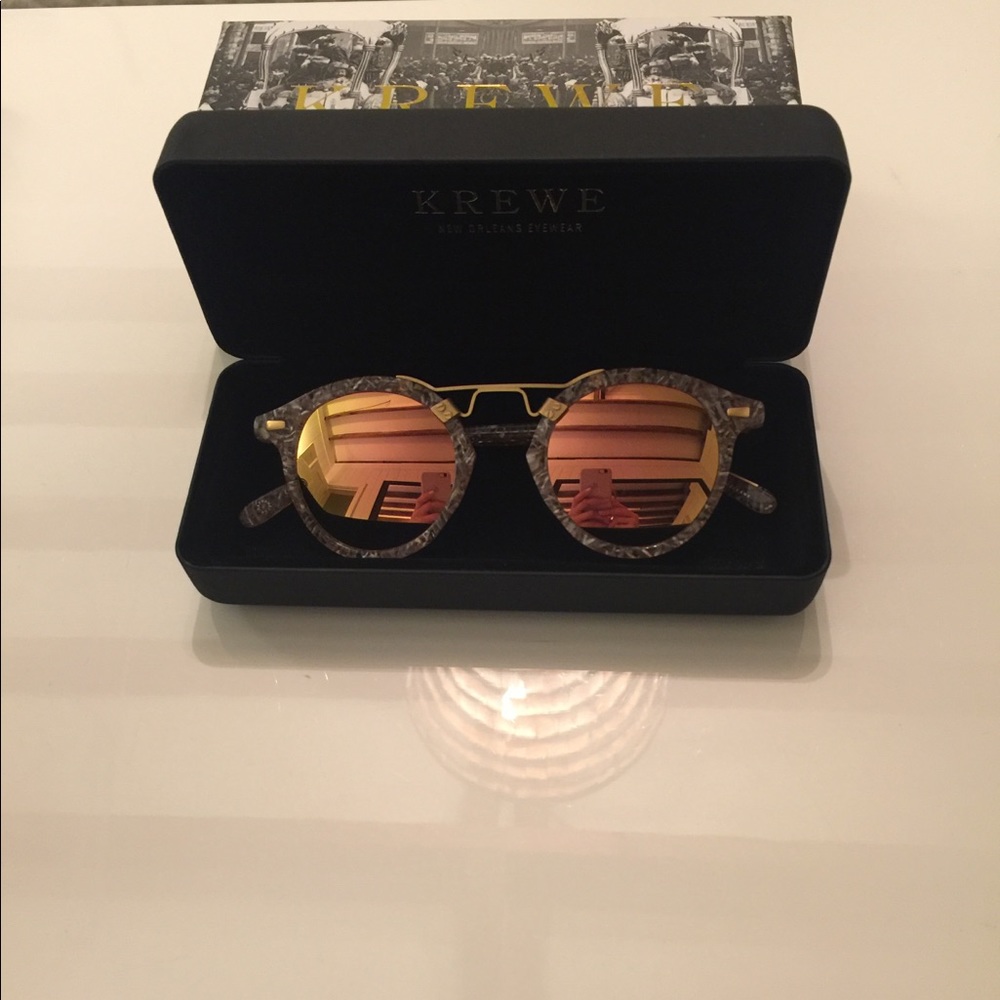 Krewe “St. Louis” sunglasses in Camellia/24k